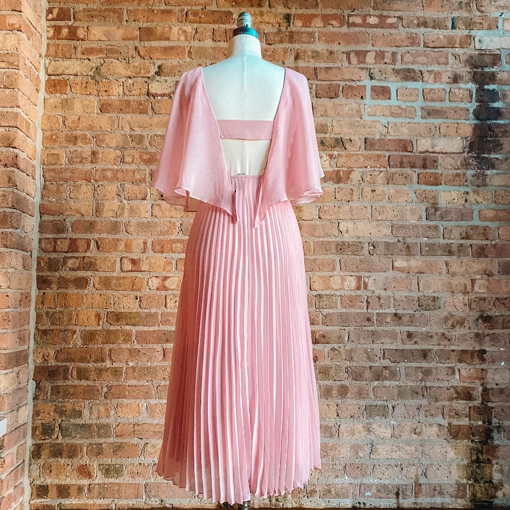 NWT Pink Chiffon Pleated Dress with Flutter Sleeve - Picture 13 of 16